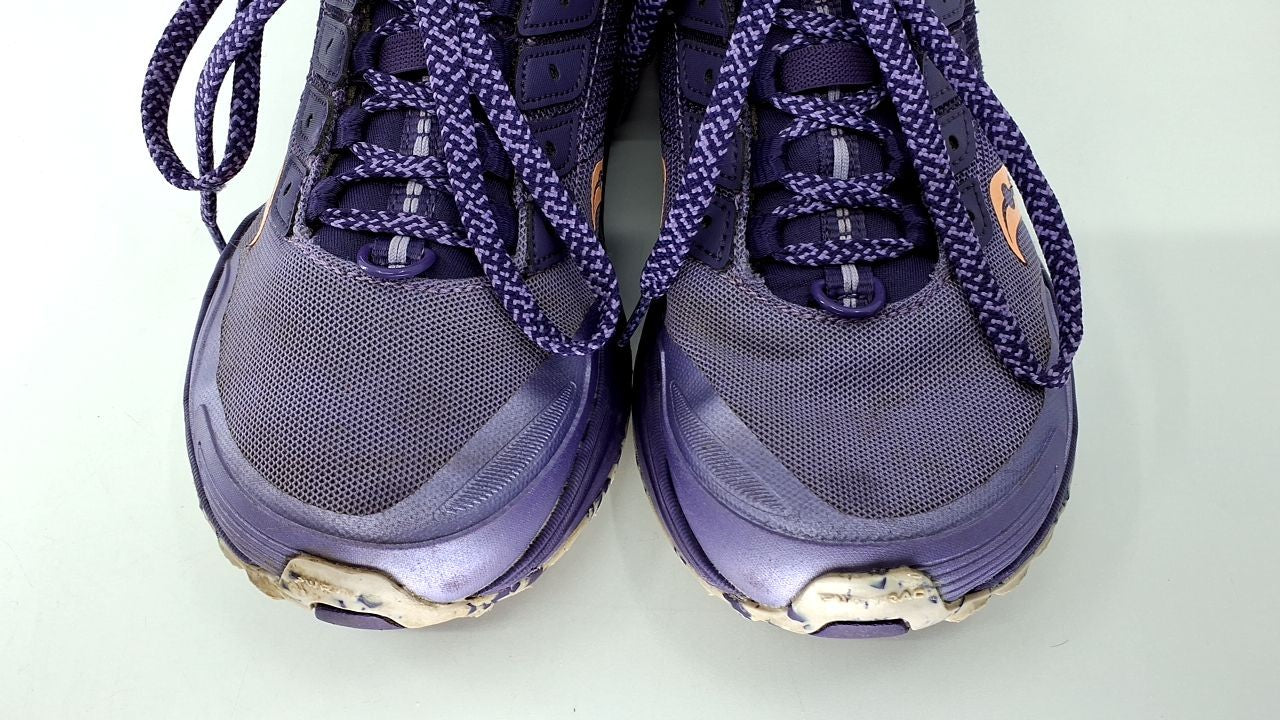 Saucony Women's Aura TR Hiking Shoe, Plum/Pearl, 5