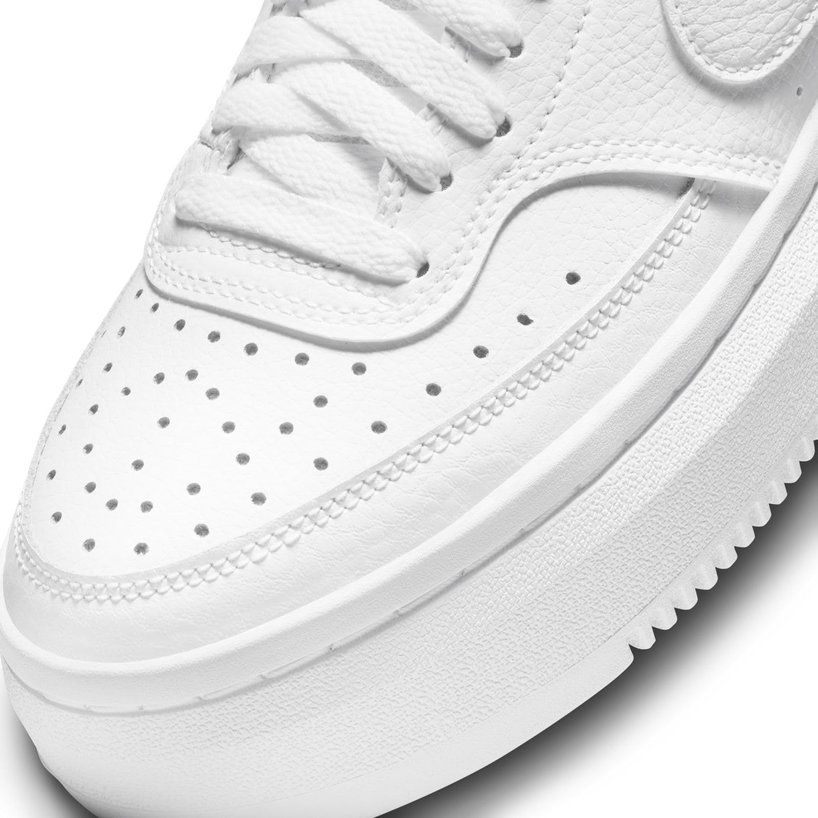 NIKE Women's Sneaker Basketball Shoe, White, 11.5