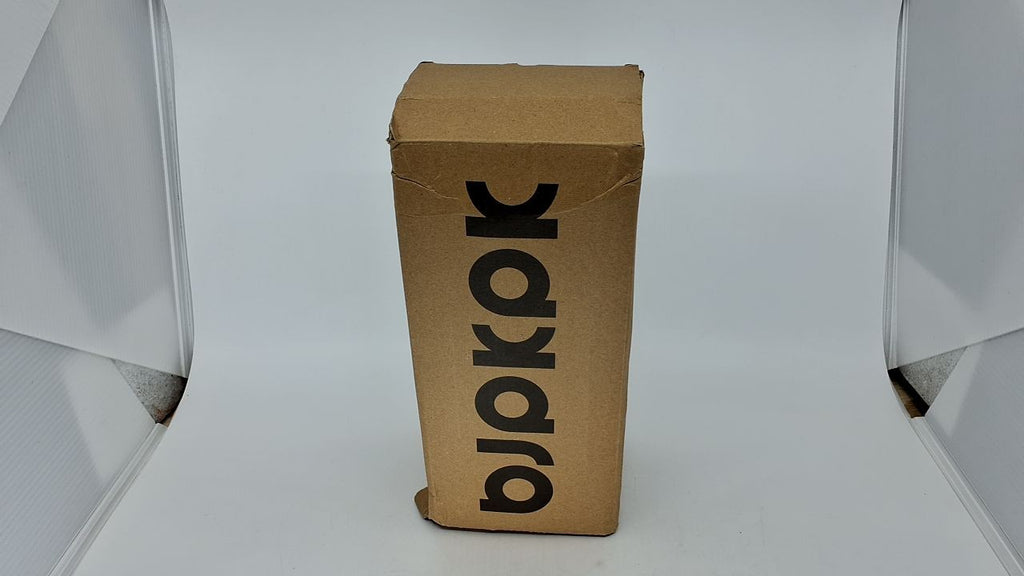 45 oz White Insulated Water Bottle w/ One-Handed Lid, Stainless Steel