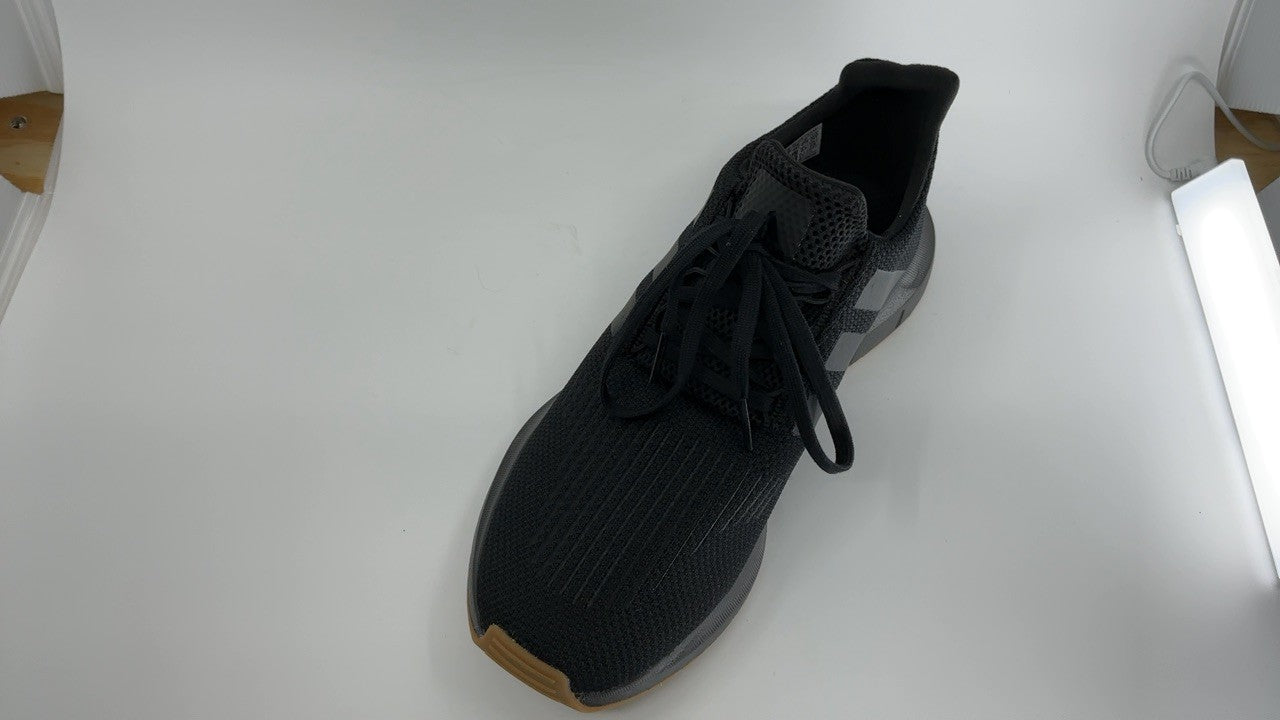 adidas mens Swift Run Core Black/Core Black/Core Black 9.5