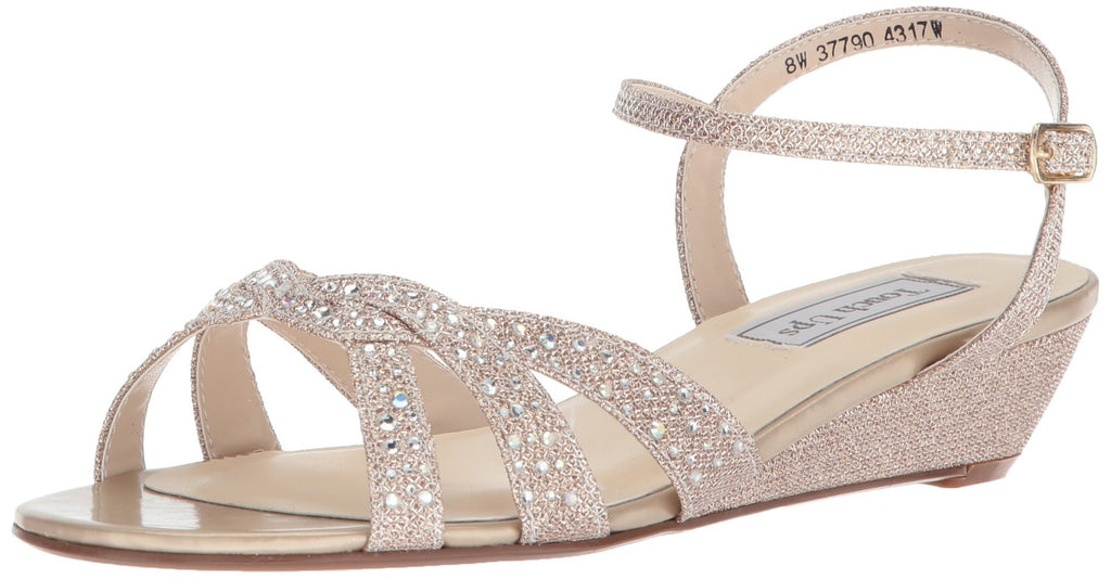 Touch Ups Women's Lena Sandal, champagne, 10 W US