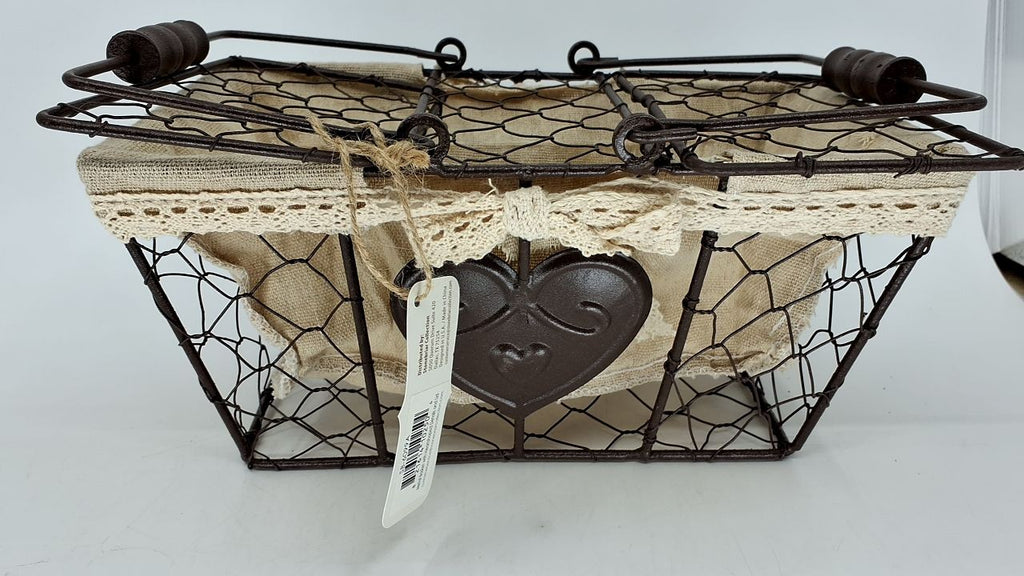 10.5x6.5 In Metal Picnic Basket w/ Hinged Lids & Cream Fabric Liner