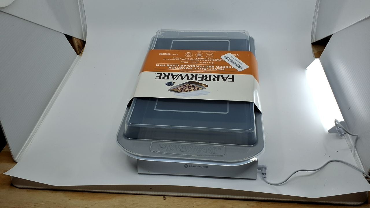 Farberware 9" x 13" Nonstick Baking Pan w/ Lid - Gray