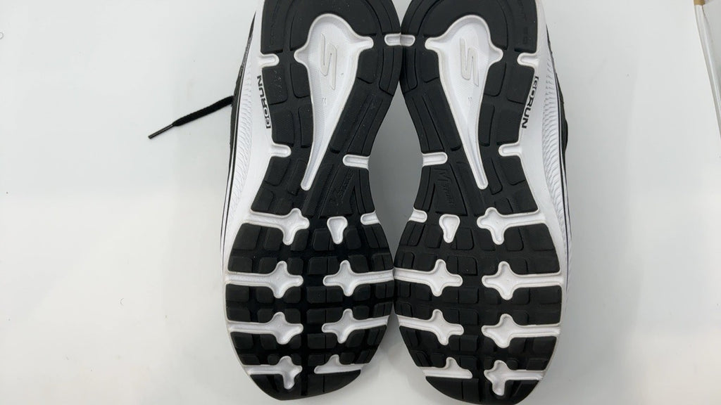 Skechers Women's Go Run Consistent 2.0 Endure Sneakers Black/Silver 9W