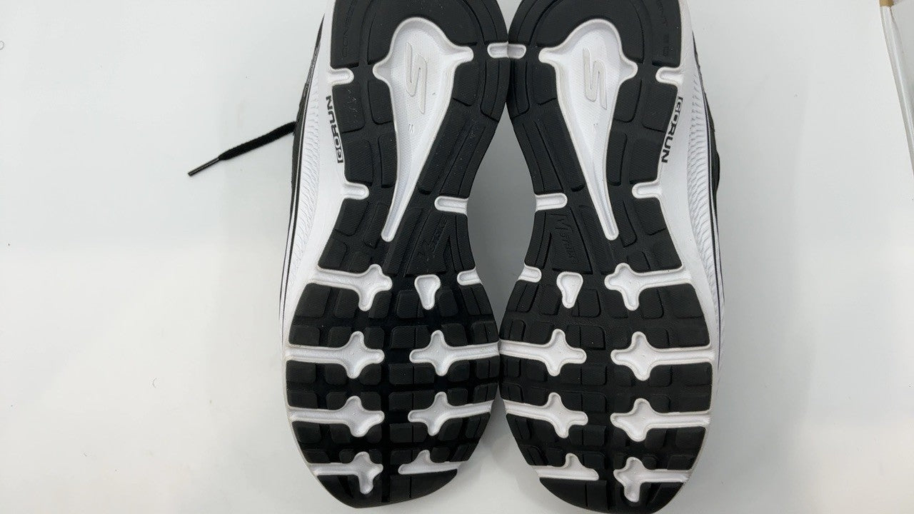 Skechers Women's Go Run Consistent 2.0 Endure Sneakers Black/Silver 9W