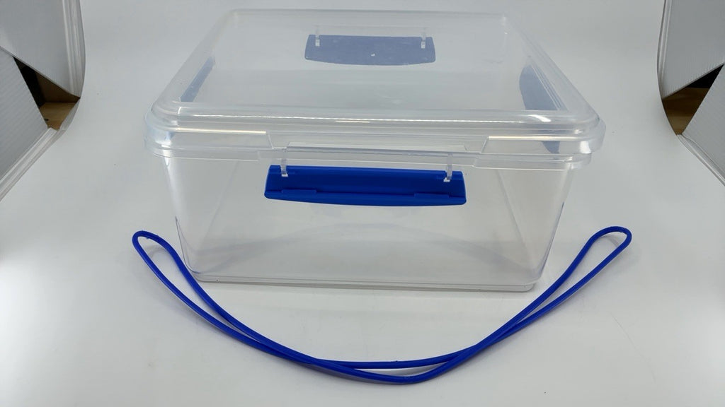 5L Sistema KLIP IT Food Storage Container, Stackable, Clear w/ Blue Clips