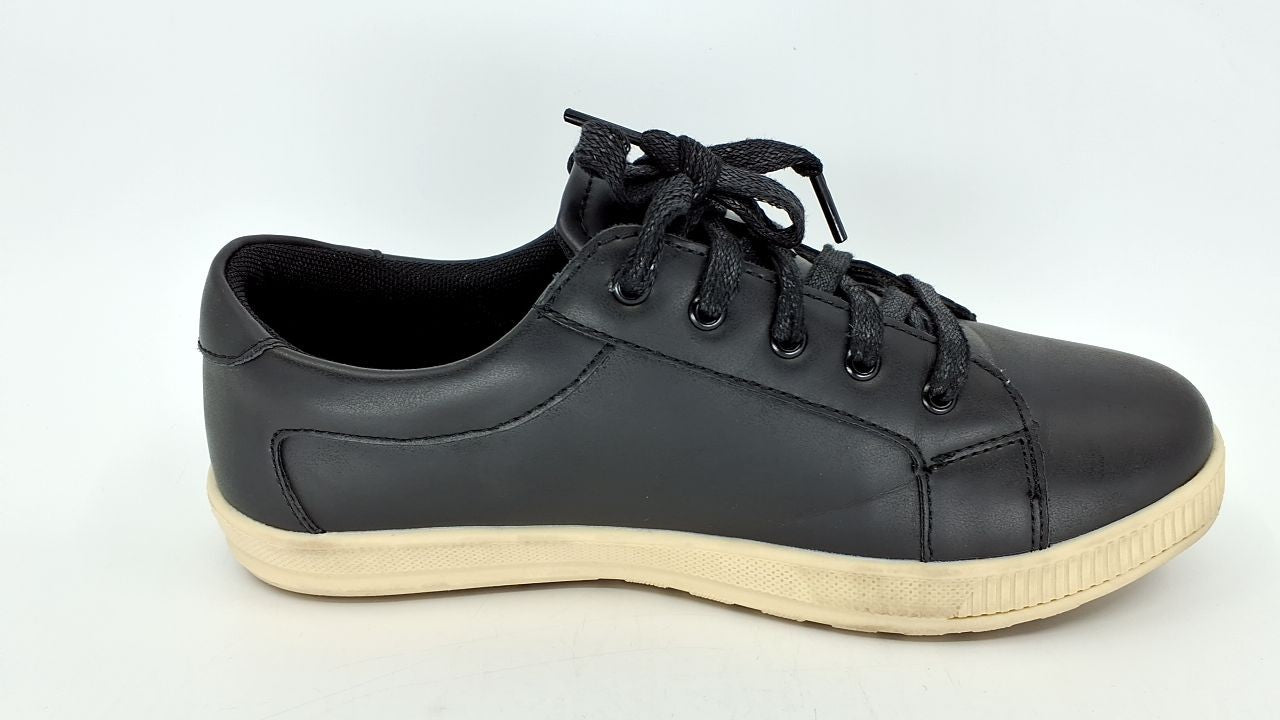 Deer Stags Boys' Kane Dress Fashion Sneaker in Black/White / 5.5 Big Kid