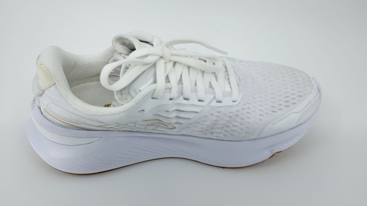 Saucony Women's Endorphin Shift 3 Running Shoe, White/Gum, 6