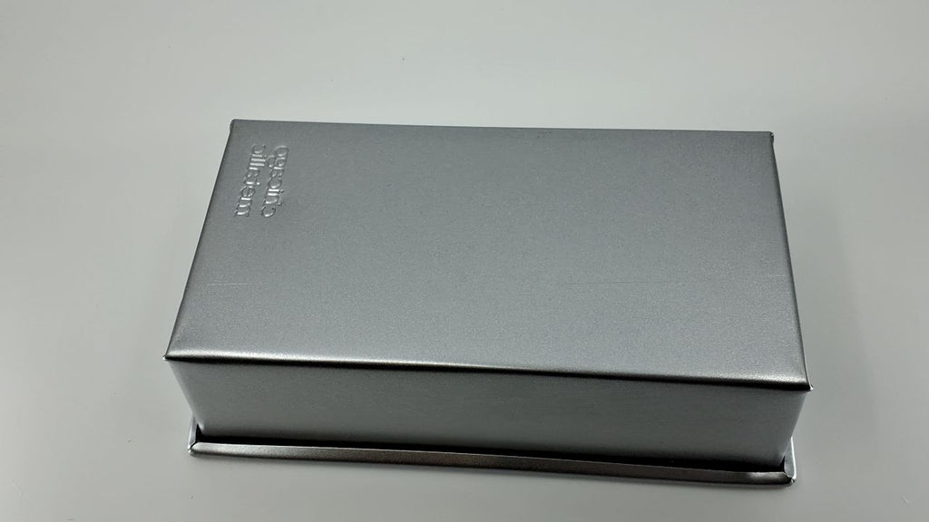 Chicago Metallic 1-Pound Loaf Pan, Heavy-Weight Aluminized Steel