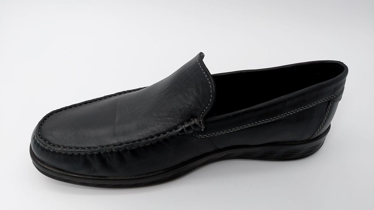 ECCO mens Lite Moc Classic Driving Style Loafer, Black Smooth, 10-10.5 US