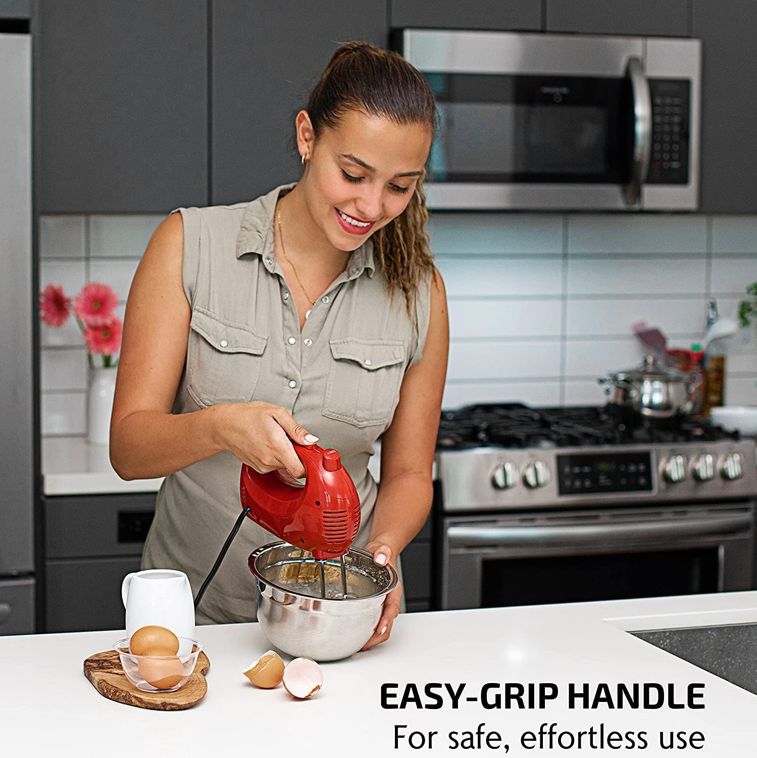 OVENTE 5-Speed Hand Mixer Red HM151R, 150W, Stainless Steel Whisks