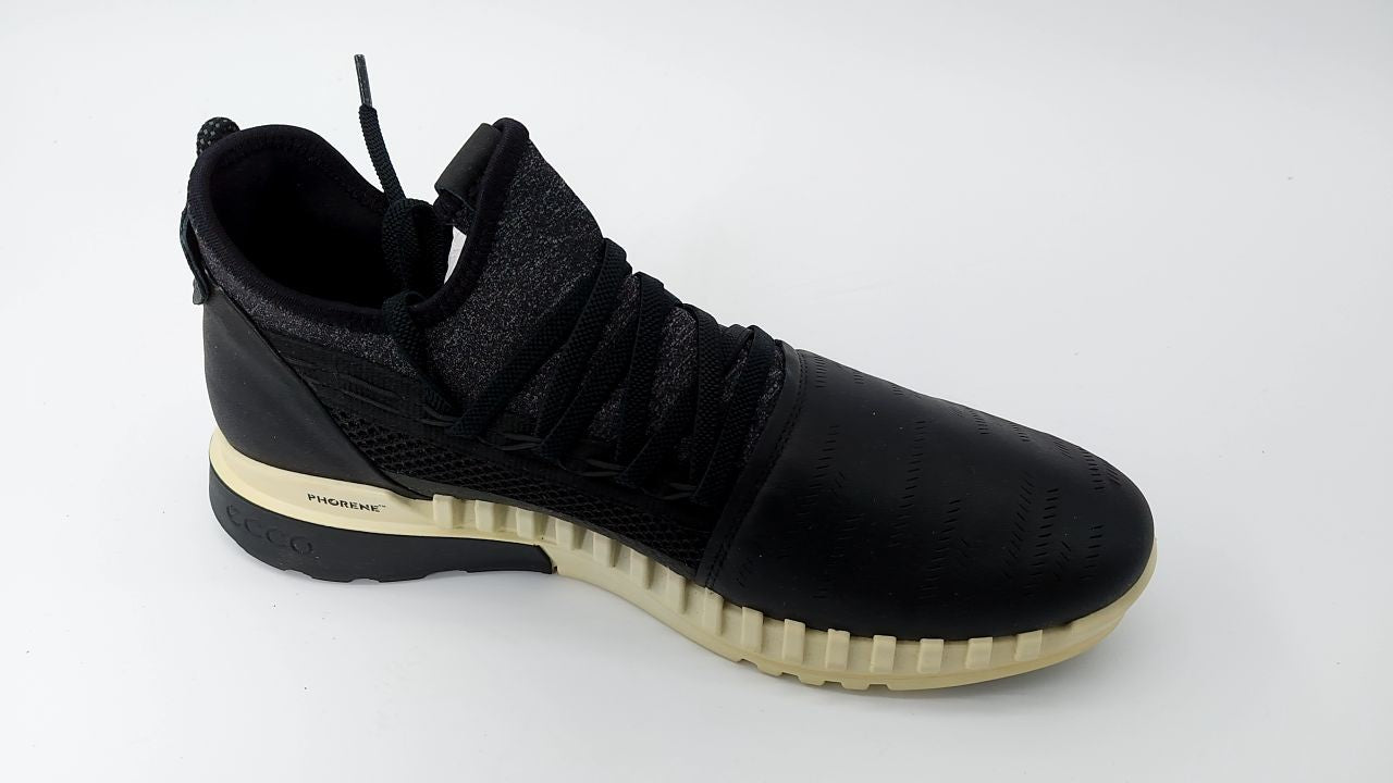 ECCO Women's ZipFlex Low Cut Boot Sneaker, Black, 9-9.5