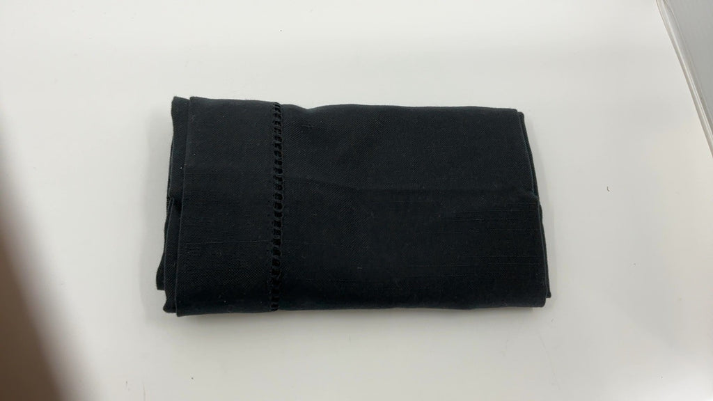 SARO LIFESTYLE Hemstitched Border Table Runner, Black, 16"x72"