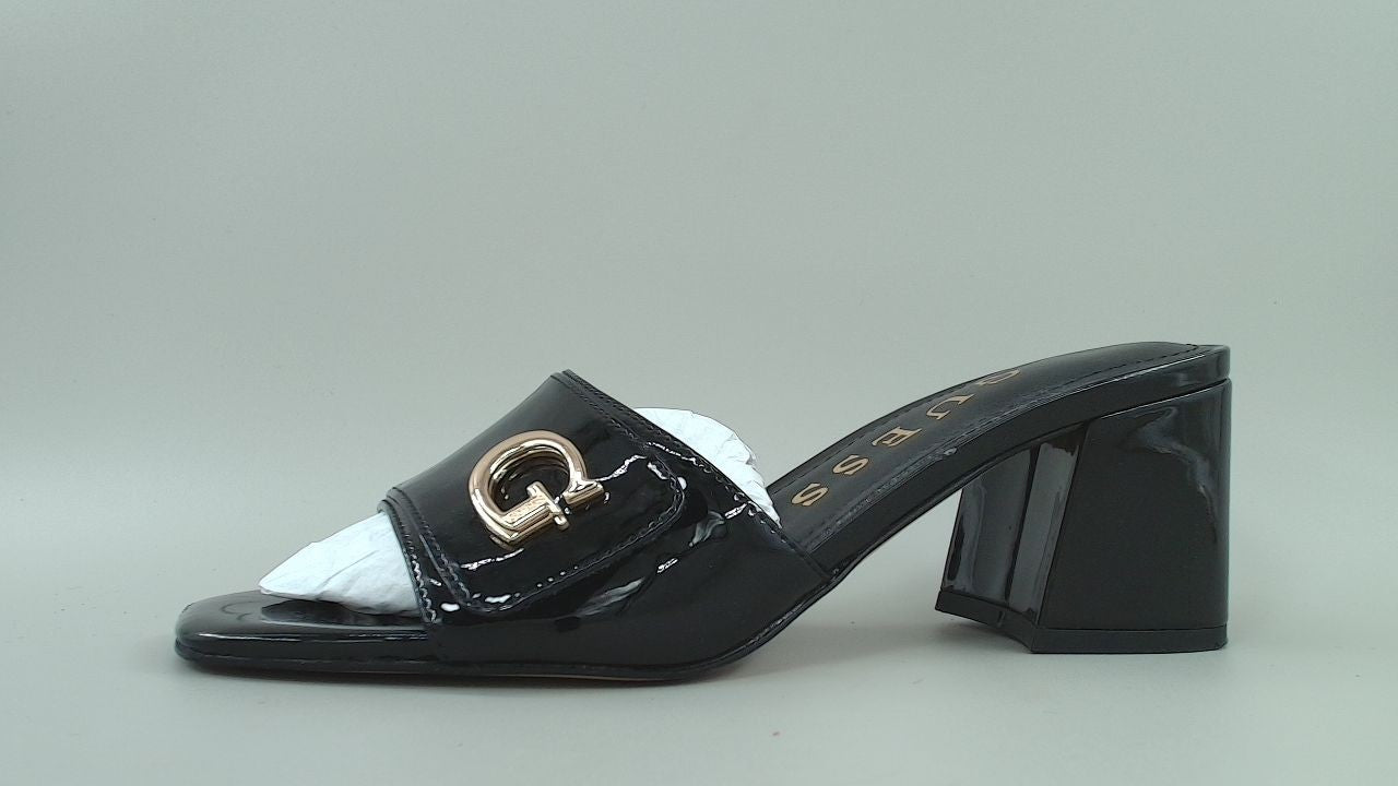GUESS Women's GALLAI Heeled Sandal, Black 002, 6M