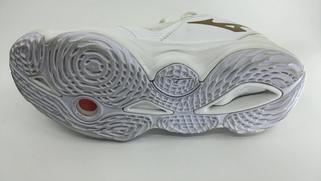 Mizuno Wave Momentum 3 Women's Volleyball Shoe, White-Gold, 6