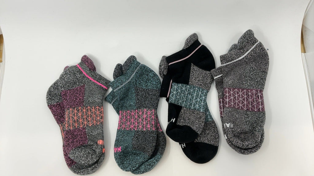 Hanes Women's Cushioned No Show Tab Socks, 4-Pairs, Teal Colorblock