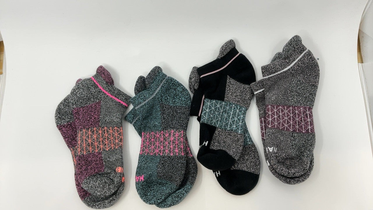 Hanes Women's Cushioned No Show Tab Socks, 4-Pairs, Teal Colorblock