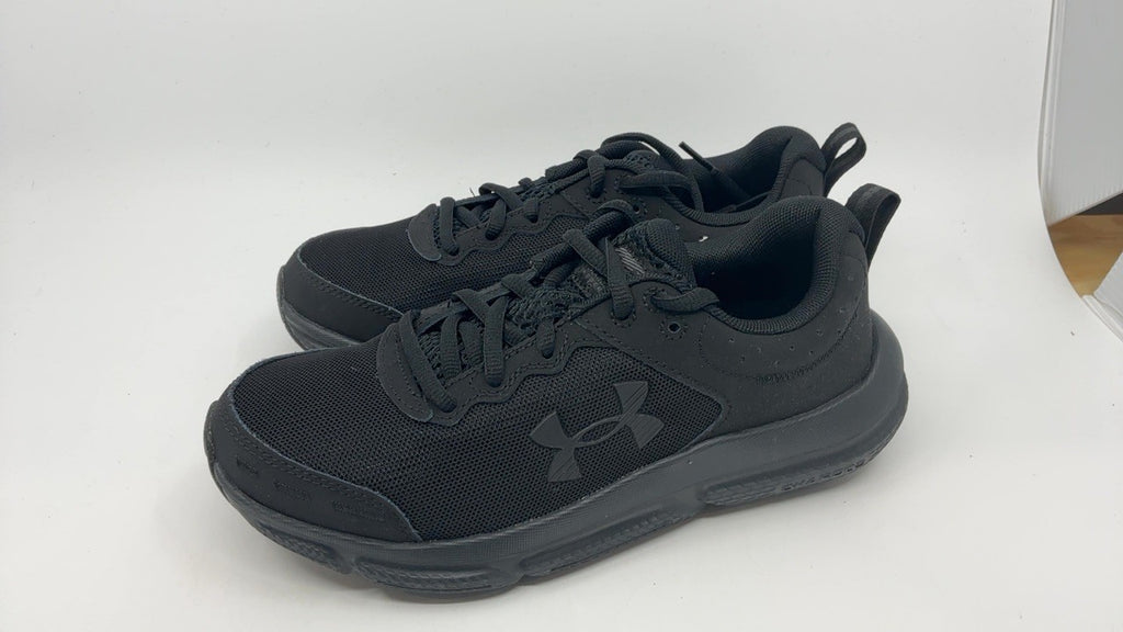 Under Armour Women's Charged Assert 10, (002) Black/Black/Black, 6.5, US