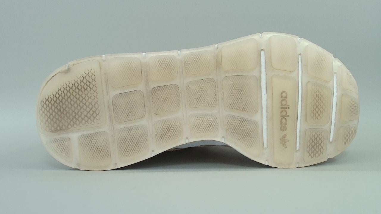 adidas Women's Kaptir Flow Sneaker, 6.5M