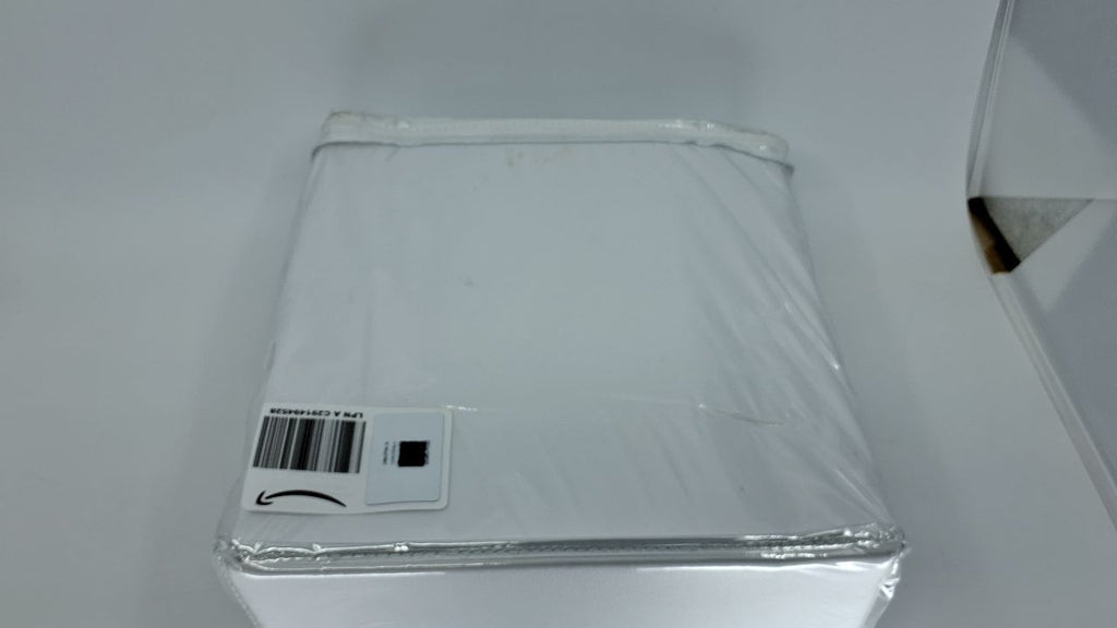 Full Size Waterproof Mattress Protector - Zippered Encasement, White