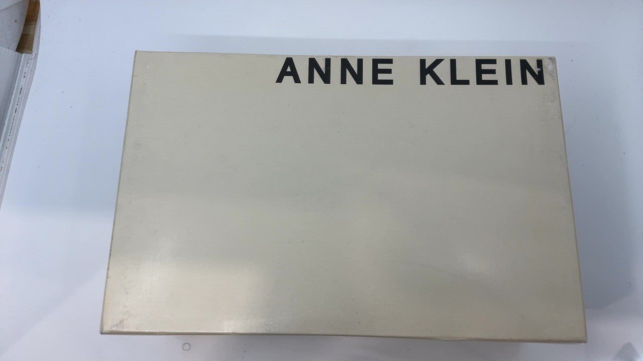 Anne Klein Women's Block Heel Sandal Mackenzie, Black, 6