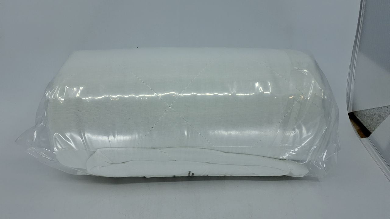 Full Size Quilted Mattress Topper Pad, 18 In Deep, Hypoallergenic, White