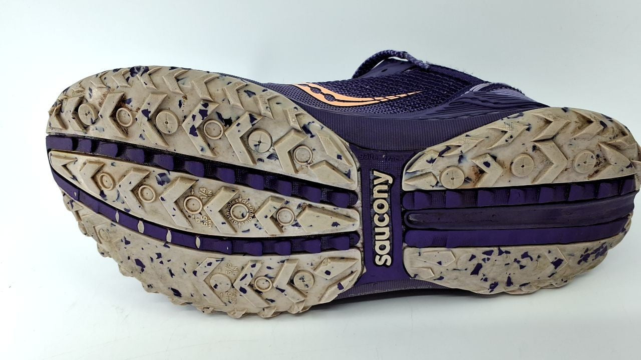 Saucony Women's Aura TR Hiking Shoe, Plum/Pearl, 5