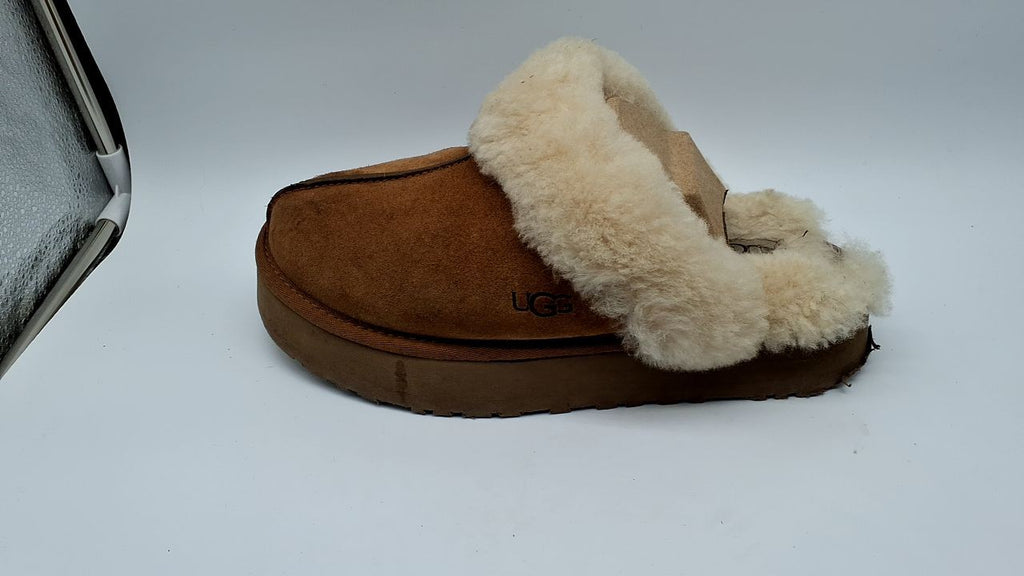 UGG Women's Disquette Slipper, Chestnut, 8
