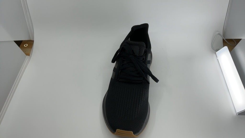 adidas mens Swift Run Core Black/Core Black/Core Black 9.5