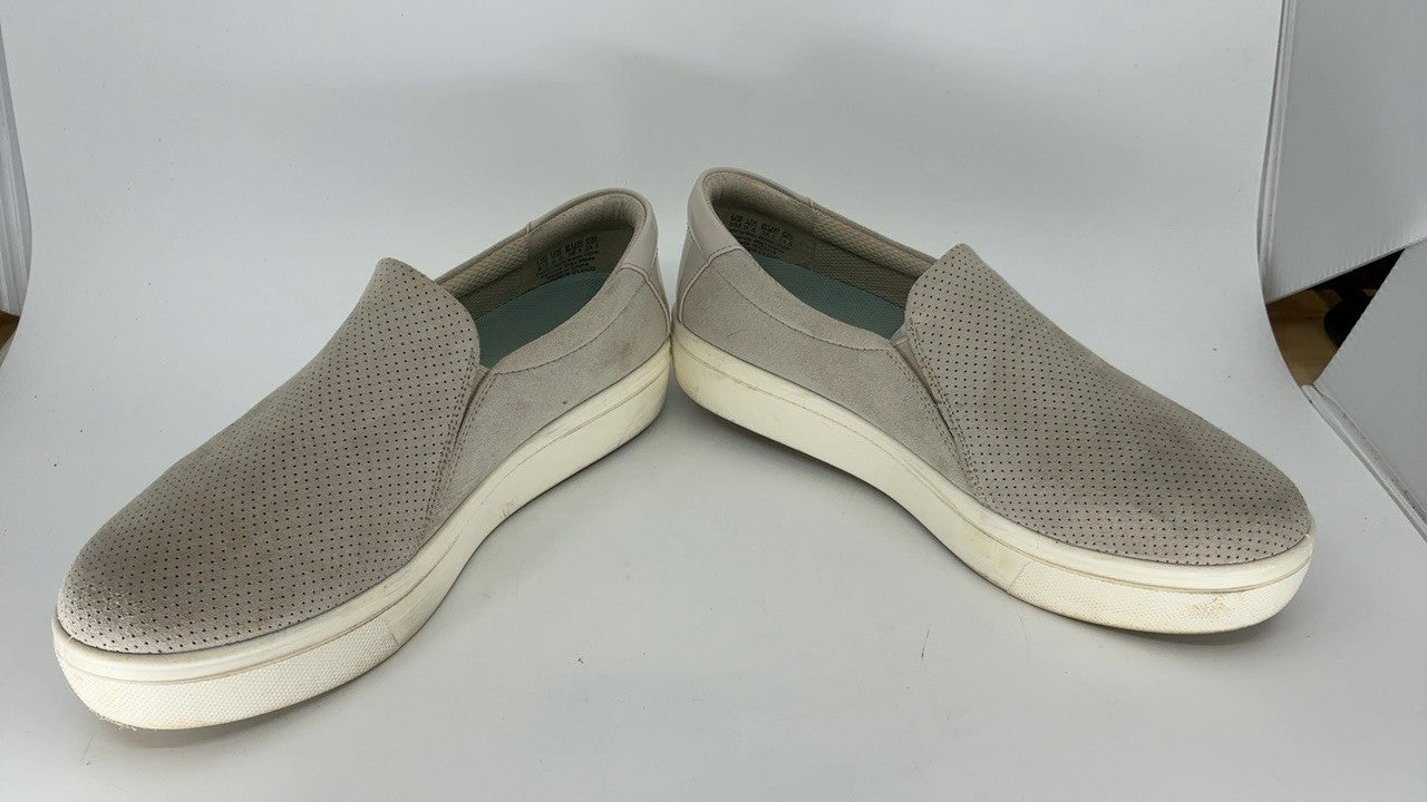 Dr. Scholl's Womens Nova Slip On Sneakers, Light Grey/White, Size 8
