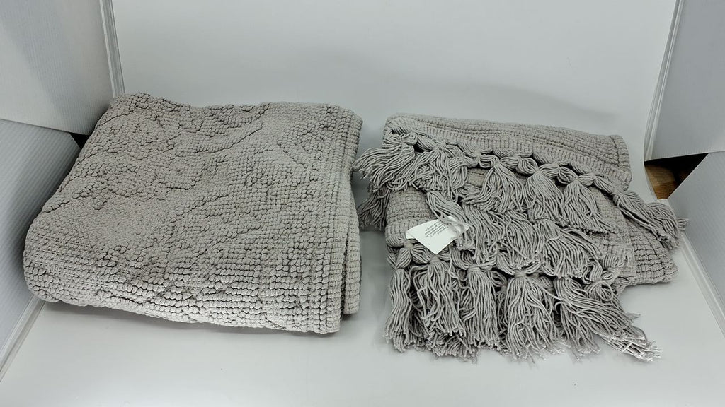 Ricardo Bath Mats Set, 100% Cotton, Light Gray, Woven Fringe Design