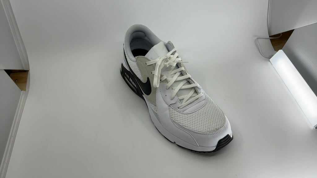 Nike Men's Air Max Excee Sneaker, White, 10.5