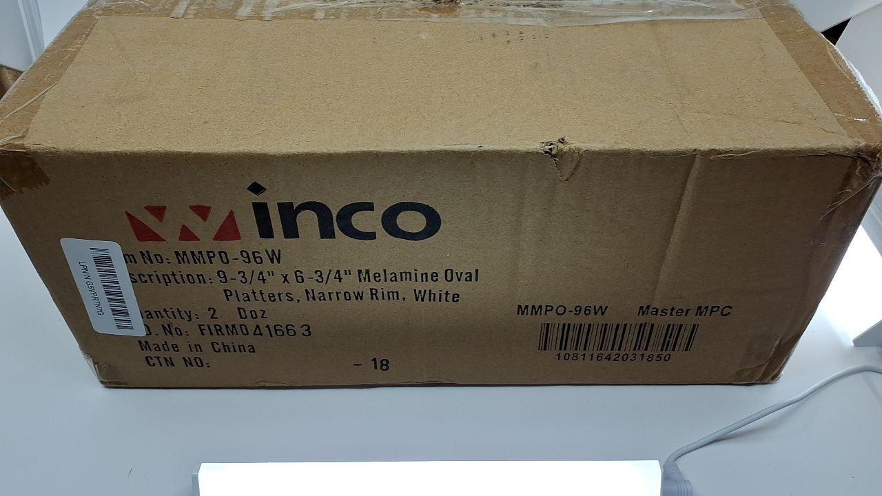 Oval Melamine Platter, 9.75x6.75in, White, 12 Count, Winco MMPO-96W