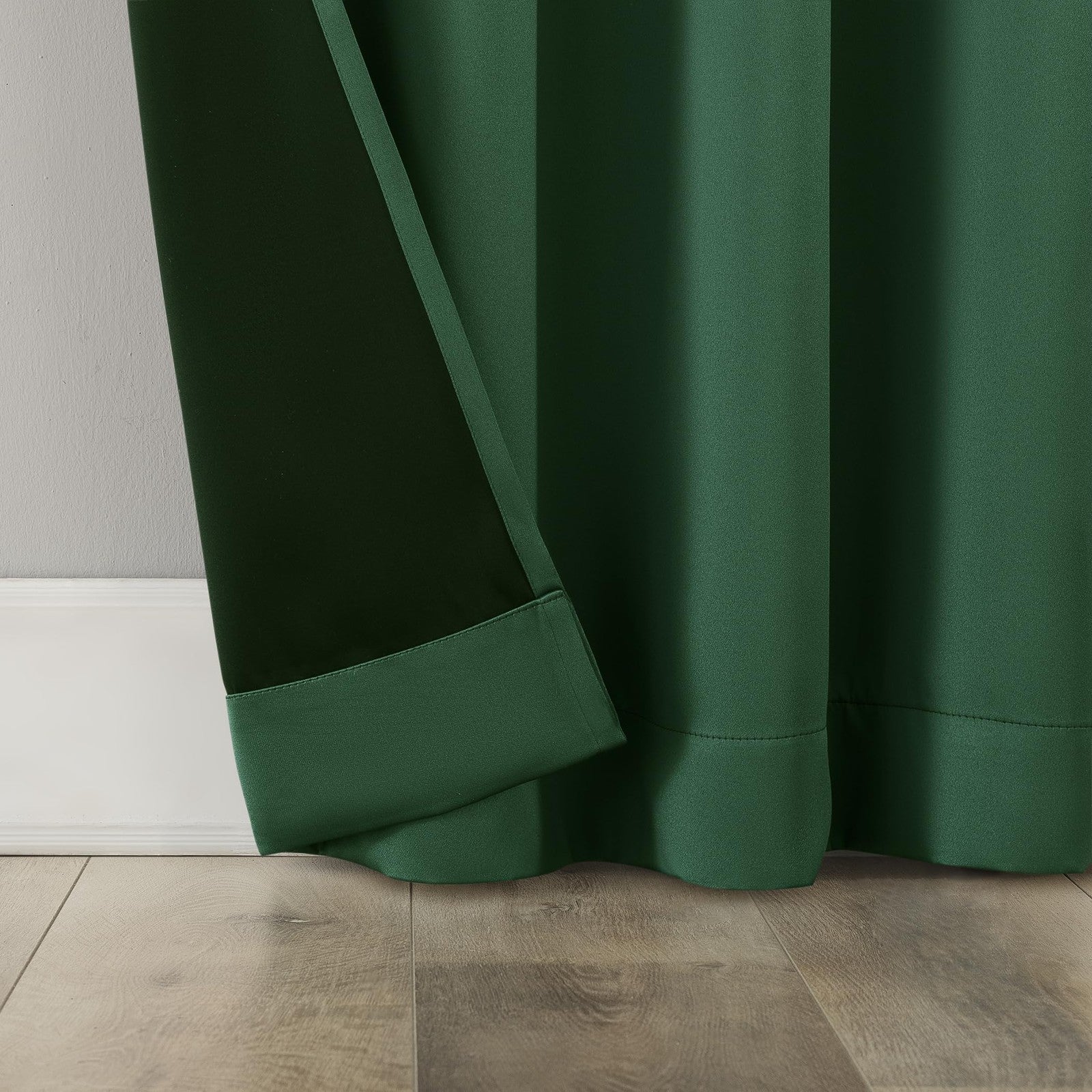 Sun Zero Rianna 100% Blackout Curtain Panel 40x63 Malachite Green