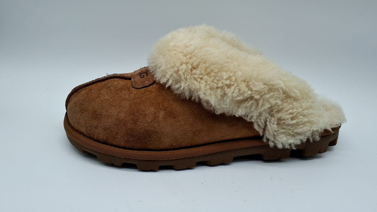 UGG Women's Coquette Slipper, Chestnut, 08