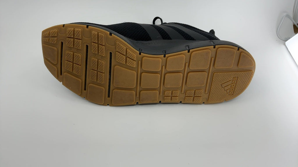 adidas mens Swift Run Core Black/Core Black/Core Black 9.5