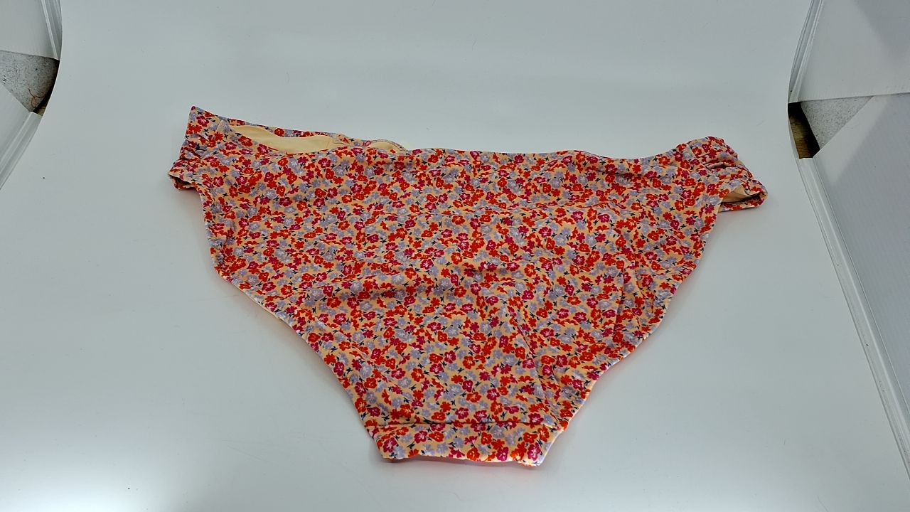 Amazon Essentials Women's AE1676686, Pale Peach, Micro Floral, XL