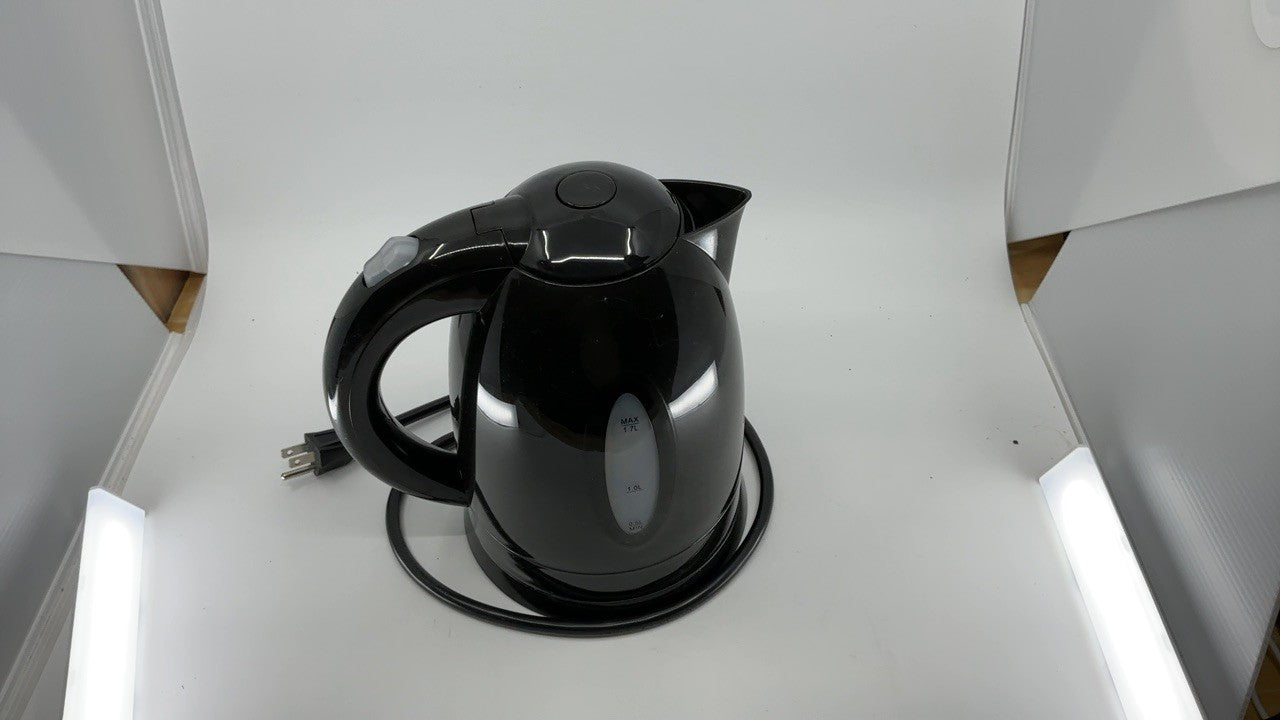 OVENTE 1.7L Electric Kettle, Fast Boil, BPA Free, Black, Removable Filter