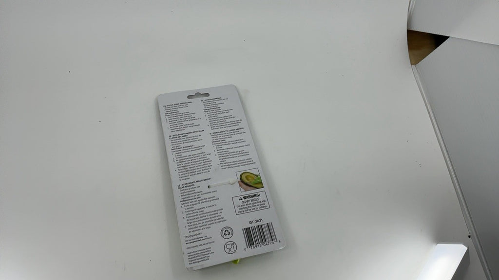 Avocado Slicer w/ Stainless Steel Blades & Ergonomic Handle - Green