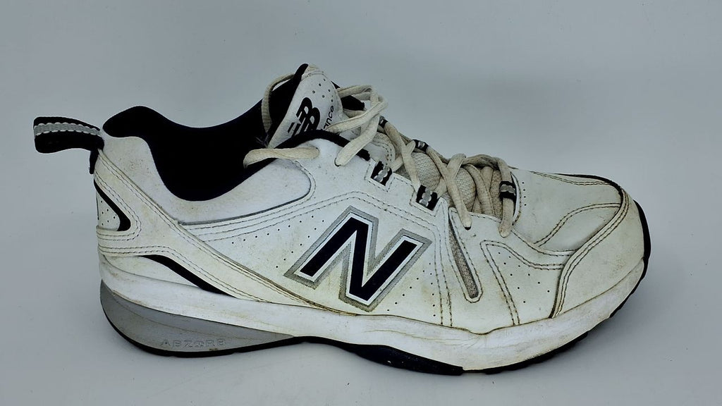 New Balance Men's 608 V5 Casual Comfort Cross Trainer, White/Navy, 9