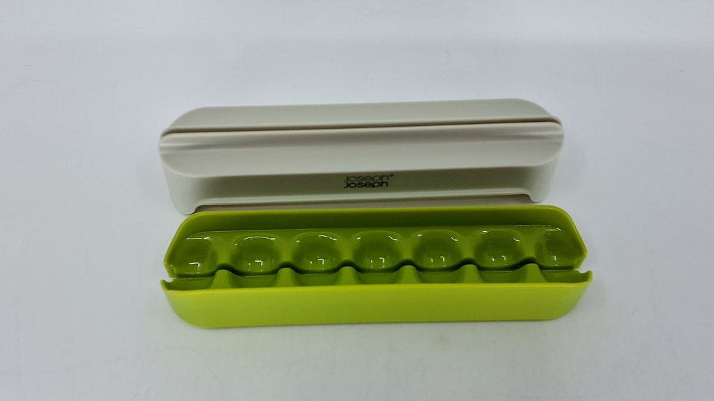Small Fruit Slicer Tool for Grapes & Tomatoes, Dishwasher Safe