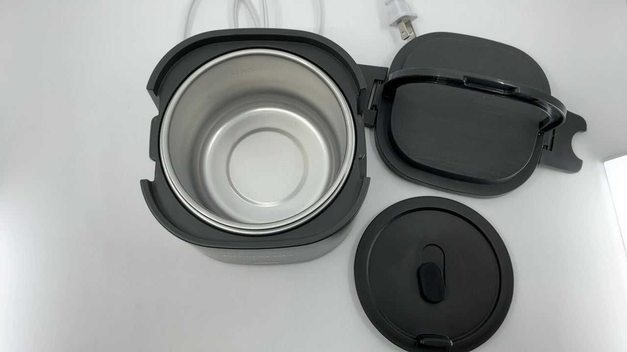 Black Portable Electric Lunch Box, 20 Oz, Leak-Proof, 2.5 Cup