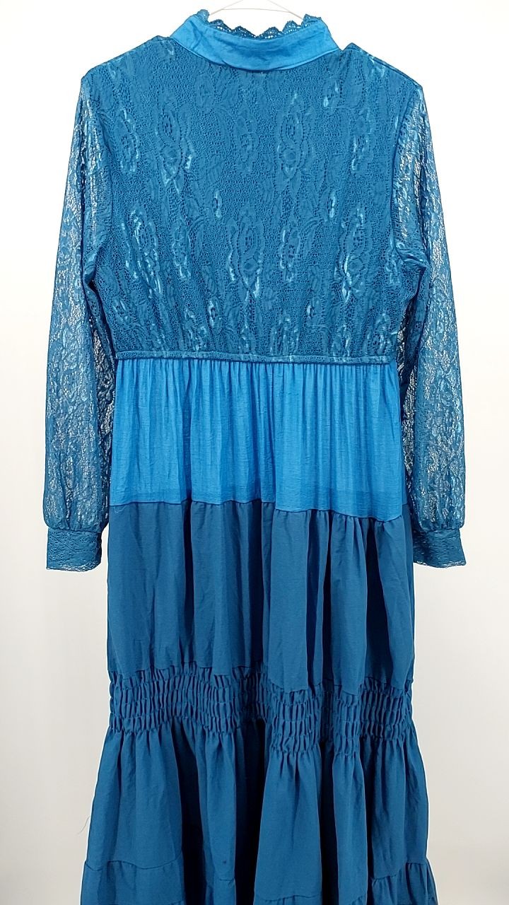 Lace Long Sleeve Maxi Dress