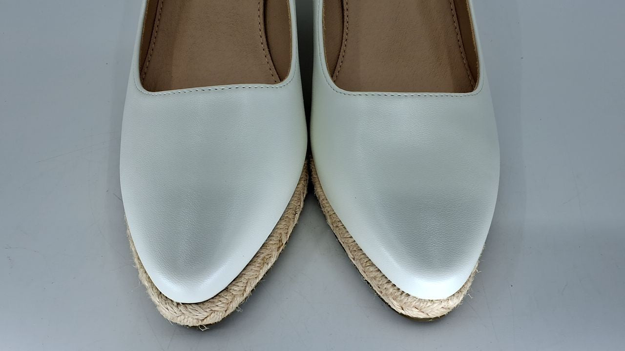 White Pointed Toe Wedge Sandals, Women's Size 7, Espadrille Style