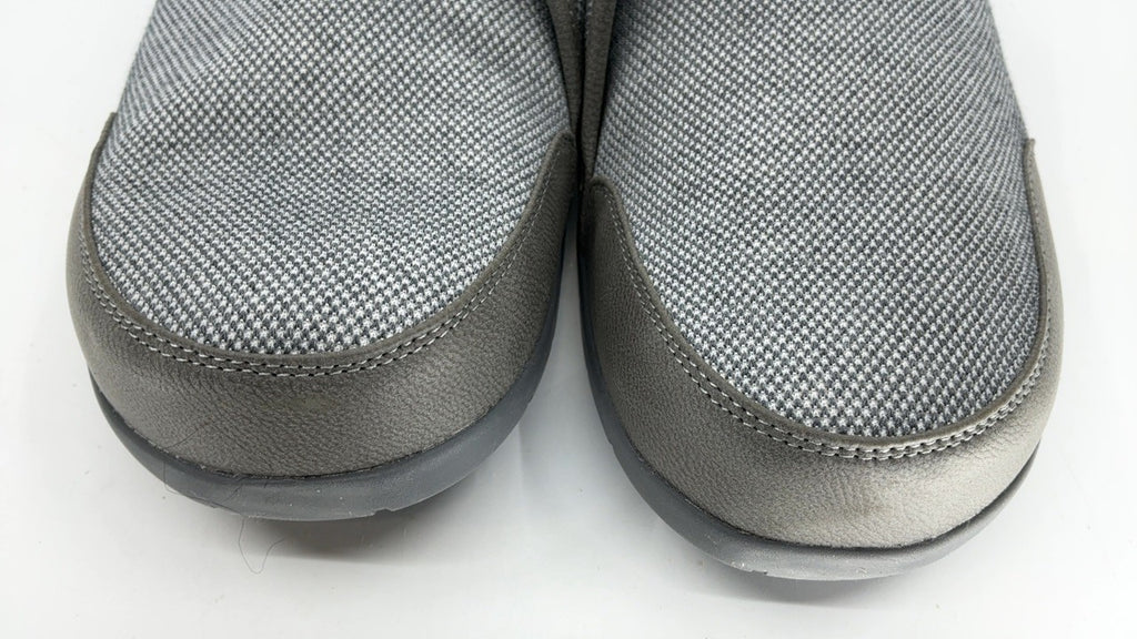 Men's Grey 13 Slippers - Extra Wide Diabetic Design w/ Adjustable Strap