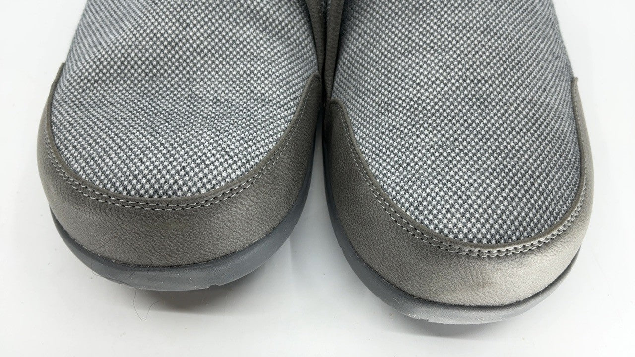 Men's Grey 13 Slippers - Extra Wide Diabetic Design w/ Adjustable Strap