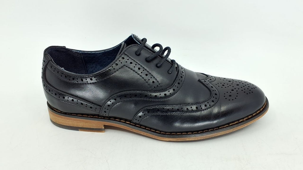 Stacy Adams Boy's Dunbar Wingtip Oxford Shoe, Black, 3 M US Big Kid