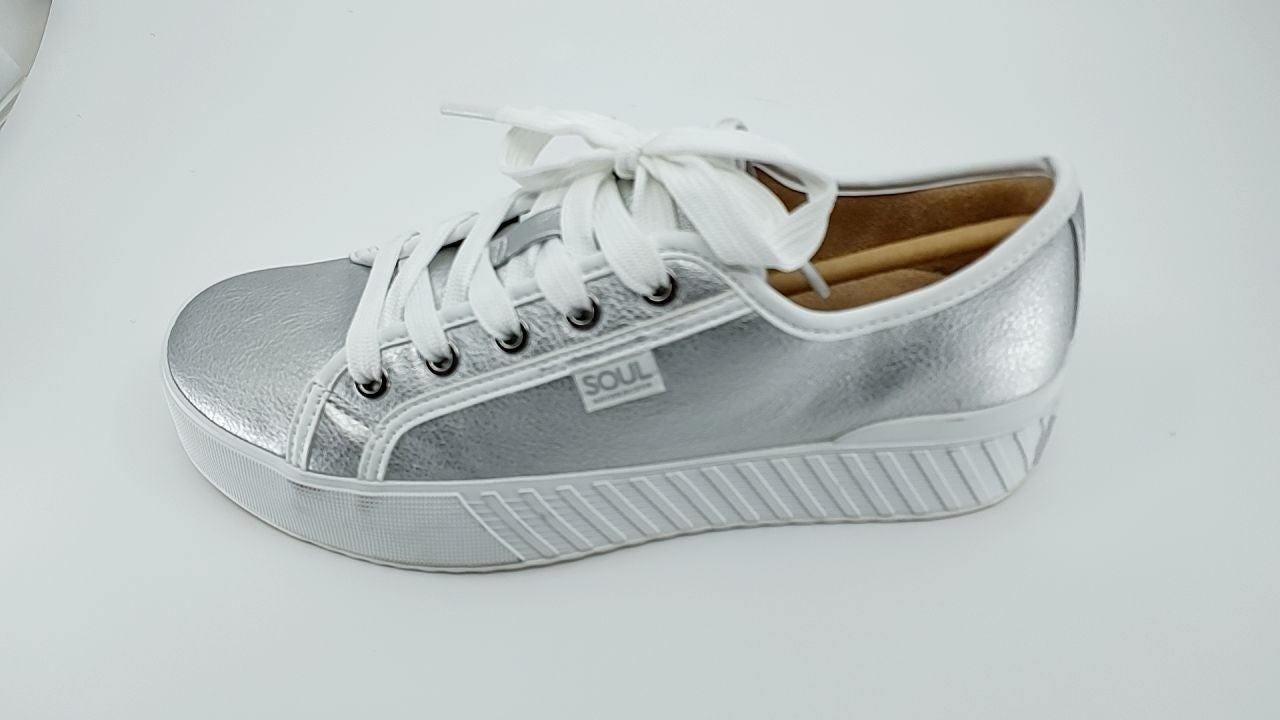 Naturalizer Soul Women's Iliana Sneaker Silver Metallic 6 W