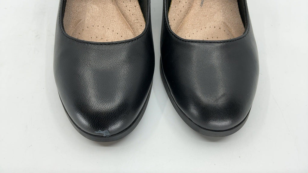 Clarks Black's Bayla Nora Pump, Black Leather, 7 Medium US