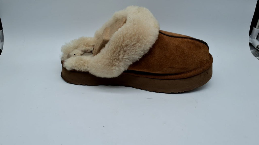 UGG Women's Disquette Slipper, Chestnut, 8
